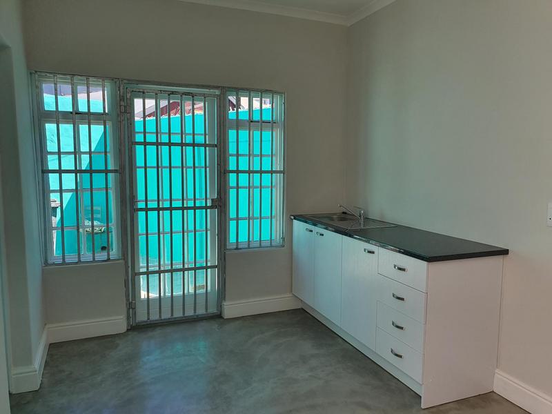 1 Bedroom Property for Sale in Woodstock Western Cape